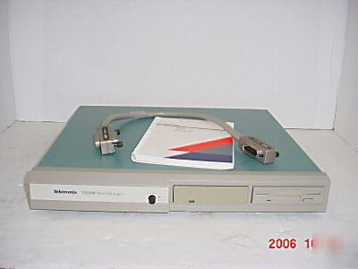 Tektronix TD100 data manager 