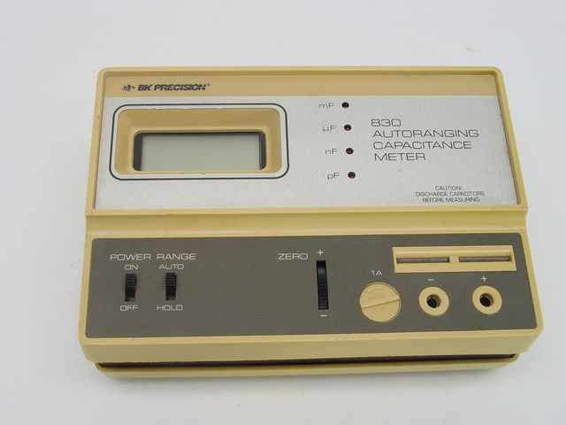 Bk precision 830 autoranging capacitance meter tester