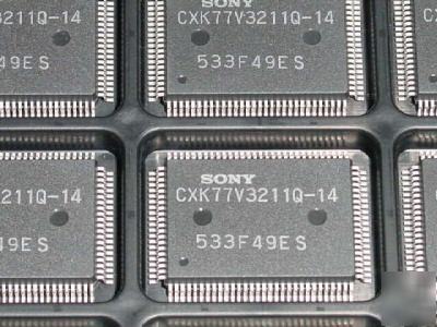 10 pcs. sony# CXK77V3211Q-14, qfp package