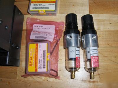 Dual-valve robotic dispense system