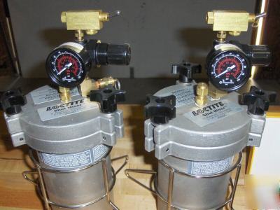 Dual-valve robotic dispense system