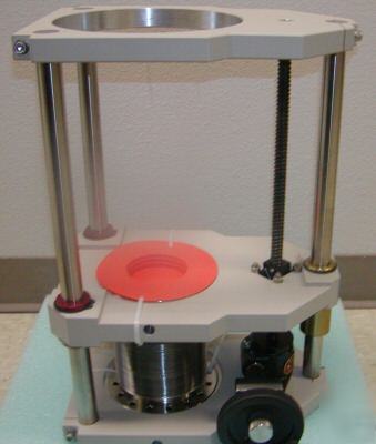 New huntington z-stage vacuum manipulator with bellows