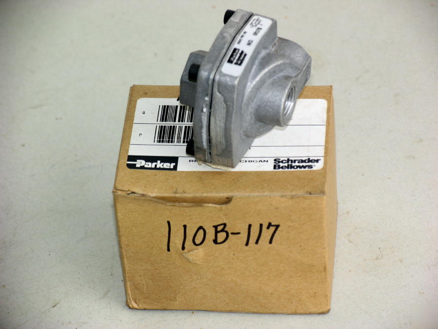 Parker quick exhaust and shuttle valve