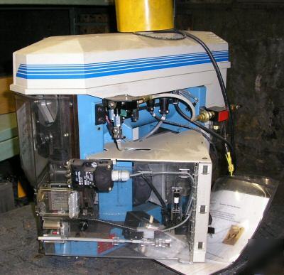 Amp terminal automatic assembly machine gtm
