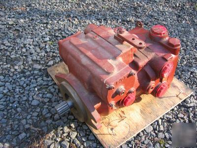 Eaton 72400 variable displacement piston pump