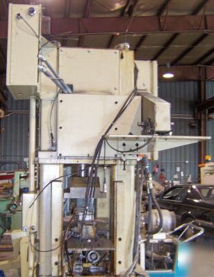 Minster HB2-30, 30 ton, hummingbird punch press
