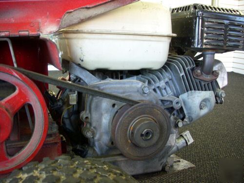 Paint sprayer honda GX200 glidden 6.5HP 3000PSI