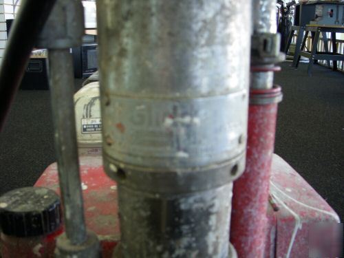 Paint sprayer honda GX200 glidden 6.5HP 3000PSI