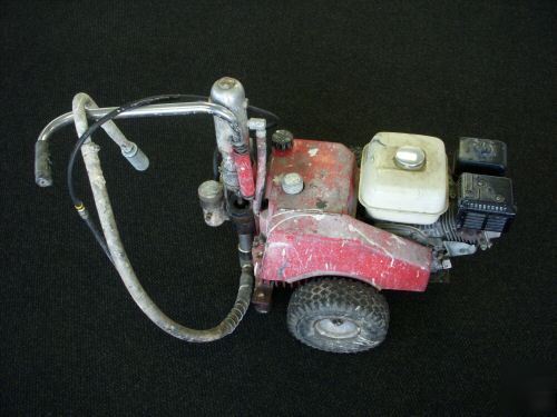 Paint sprayer honda GX200 glidden 6.5HP 3000PSI