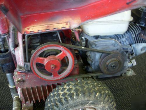 Paint sprayer honda GX200 glidden 6.5HP 3000PSI
