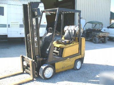 Yale liquid propane fork truck, 3,750 lb capacity(3950)