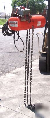 Cm lodestar 1 ton electric chain hoist model l control