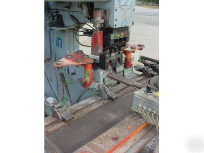 100 ton mubea punch w/ duplicating table