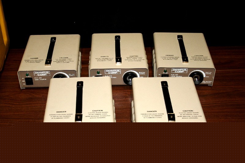 Lot of 5 olympus kls-402 port. fiberoptic light source