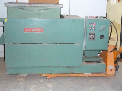 Vibratory finishing machine almco V7 fast vibe - great$