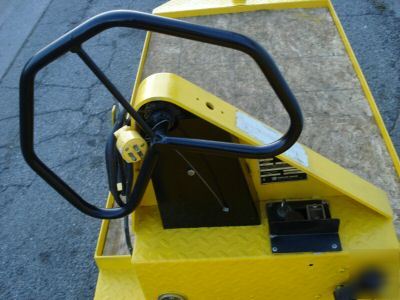 Taylor dunn stockchaser SC1-59 burden carrier cart