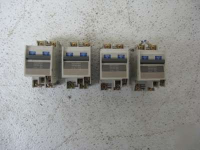 Mitsubishi CP30-ba 2-pole circuit protector lot of 4