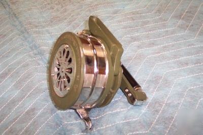 New hand siren, life-saving devise (brand siren)