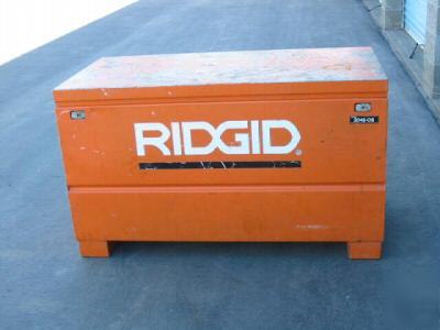 Ridgid on-site storage chest