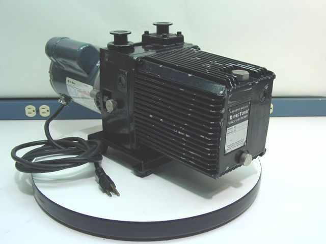 Sargent-welch 8821 directorr 2-stage vacuum pump