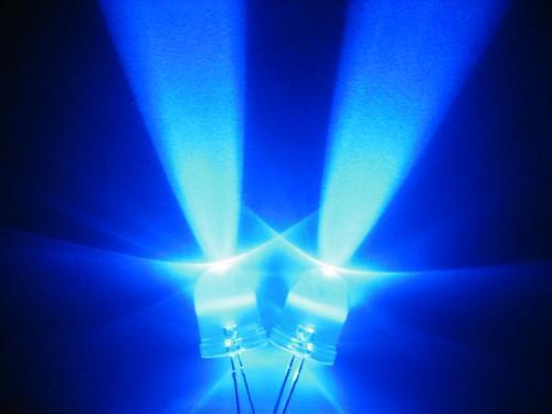 100PCS 10MM ultra bright blue led w/ 55 deg 20,000MCD