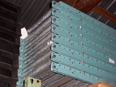 Hytrol gravity roller conveyor 18