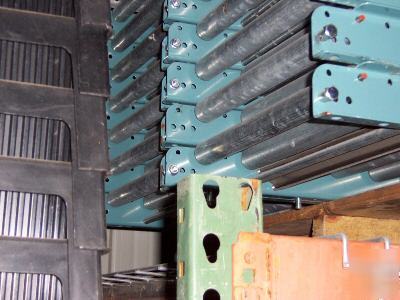 Hytrol gravity roller conveyor 18