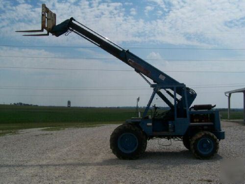 New 1988 job handler telescoping boom lift/ front tires
