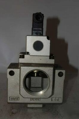 New 5 - - smc VP3185-203DLA-n solenoid valves surplus