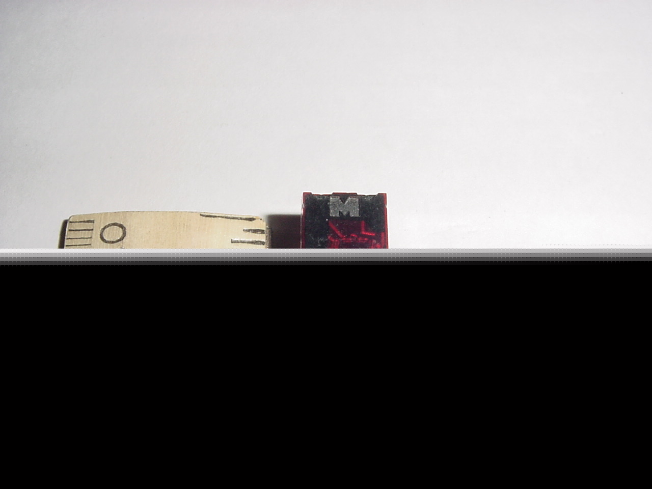 New MAN1 seven-segment numeric led display - 