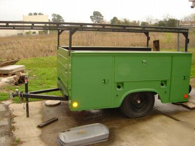 John deere green welding service bed trailer plumbing