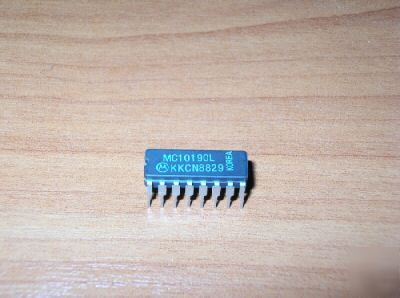 MC10190L 10190 10190L motorola ceramic ic nos 