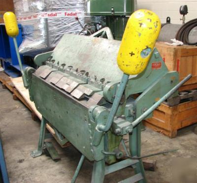 Chicago l-31 48â€ 12 gauge box & pan brake press bending