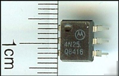 4N25 / motorola optoisolator