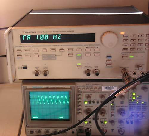 Wavetek 98 1.1MHZ synthesized power oscillator - nice