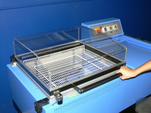 Falcon - chamber type shrink packaging machine 16