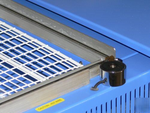 Falcon - chamber type shrink packaging machine 16