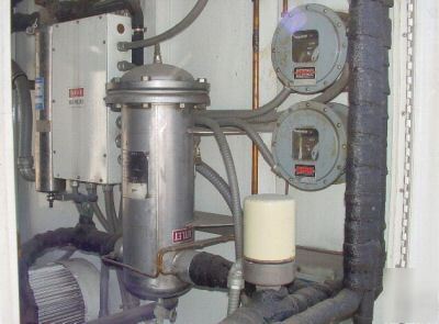 Liquid chiller (ac) airflow