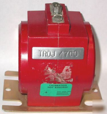 Duncan dcbw current transformer 200:5A cat# 9706-8008