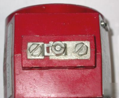 Duncan dcbw current transformer 200:5A cat# 9706-8008