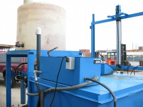 Forklift battery washer