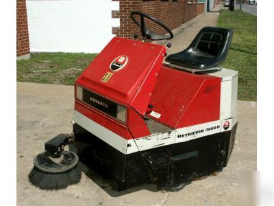 New advance electric riding vacuum sweeper batteries