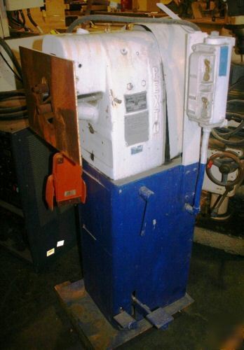 Pexto cm 250-a crimping & beading machine