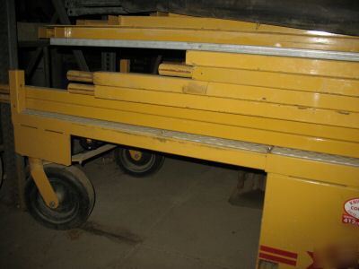 Spencer electric man lift**great condition
