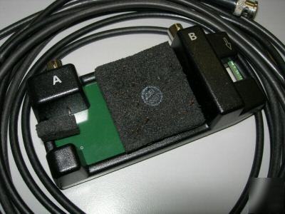 Tektronix 067-0405-00 cal/deskew fixture with cable 