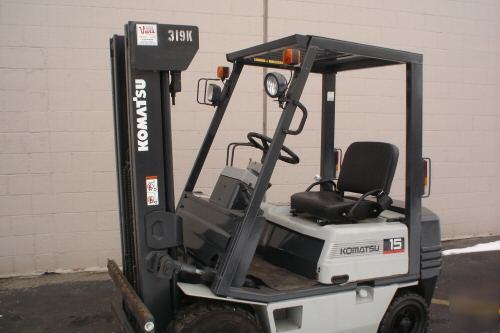 Forklift 3000 pound komatsu FG15 c 15 fork lift truck