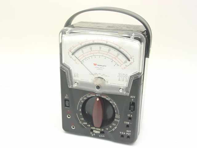 Triplett 630-na analog meter w/crack works great 