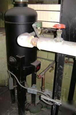 Hurst boiler 3 million btu w/feeder tanks & fireye -gas