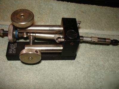 Mm micropositioner, micromanipulator company, knob type