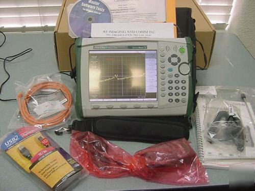 Anritsu ms-2721A hand-held spectrum analyzer